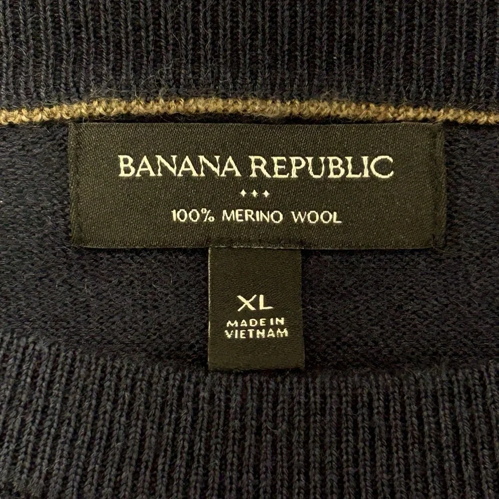 Banana Republic Sweater Men Black/Blue 100% Merino Wool Casual PreppyStriped